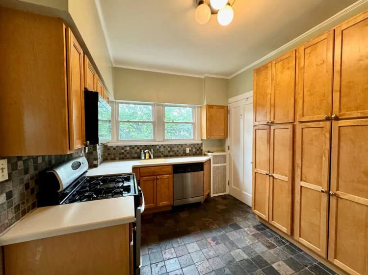 undefined apartments for rent - image - large (1).jpeg