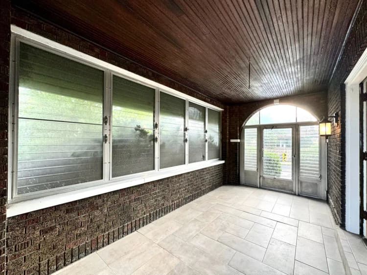 undefined apartments for rent - image - large (14).jpeg