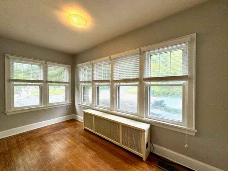 undefined apartments for rent - image - large (33).jpeg