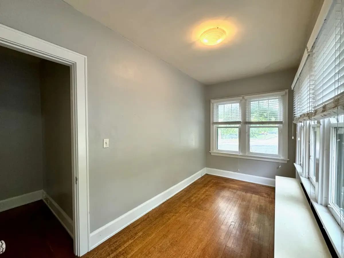 undefined apartments for rent - image - large (34).jpeg - 0