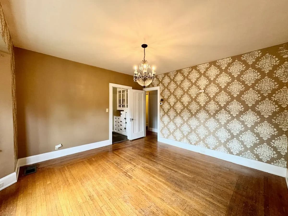 undefined apartments for rent - image - large (7).jpeg - 3