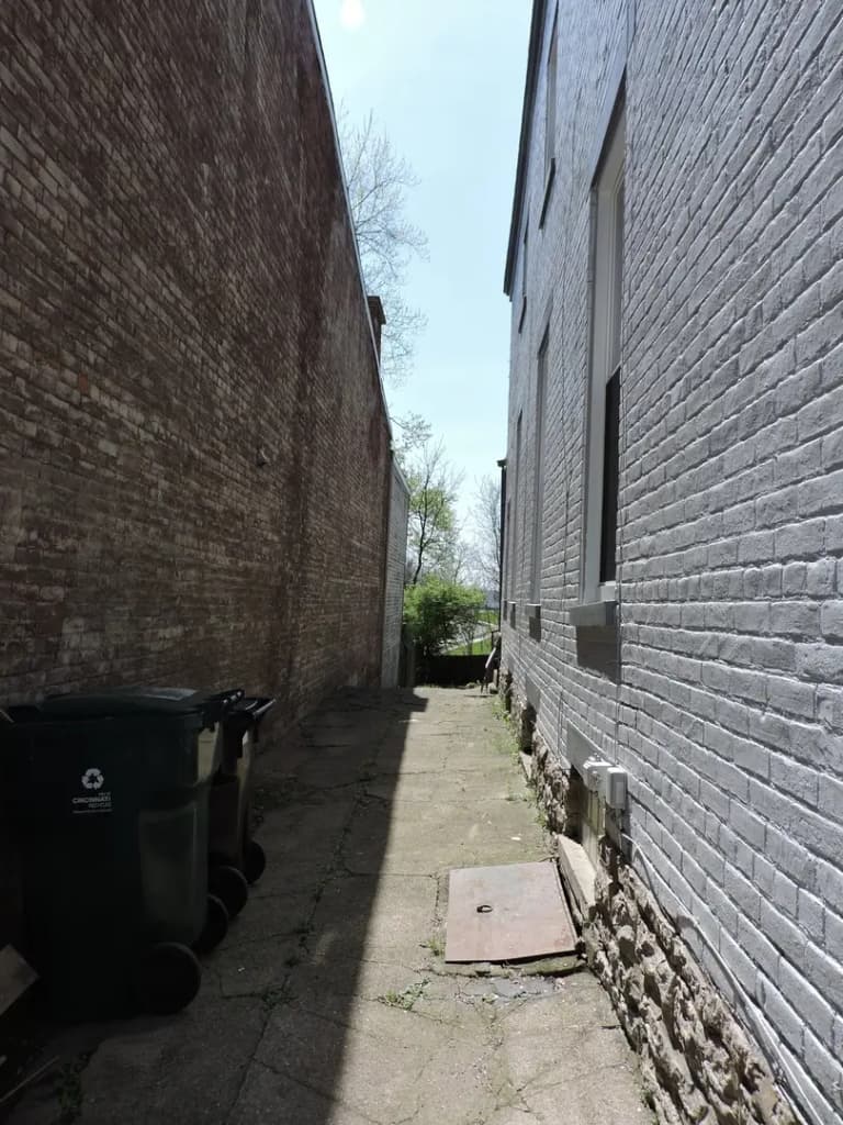 undefined apartments for rent - image - large (14).jpg