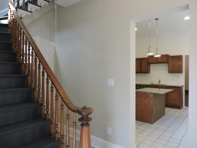 undefined apartments for rent - image - large (2).jpg