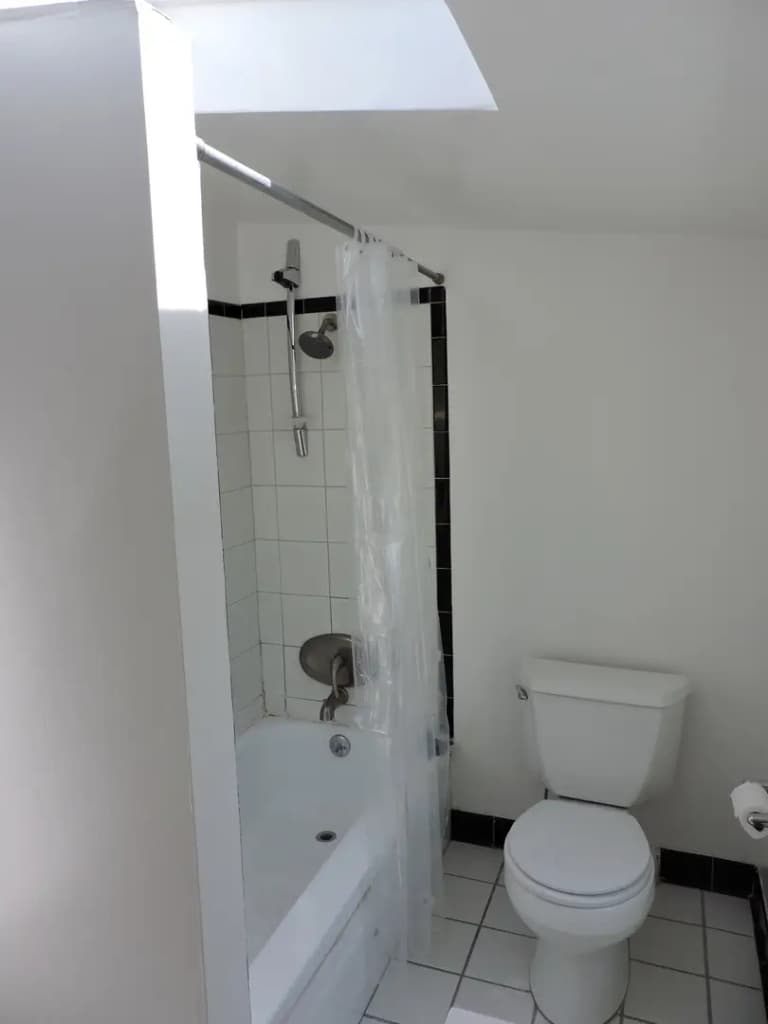 undefined apartments for rent - image - large (9).jpg