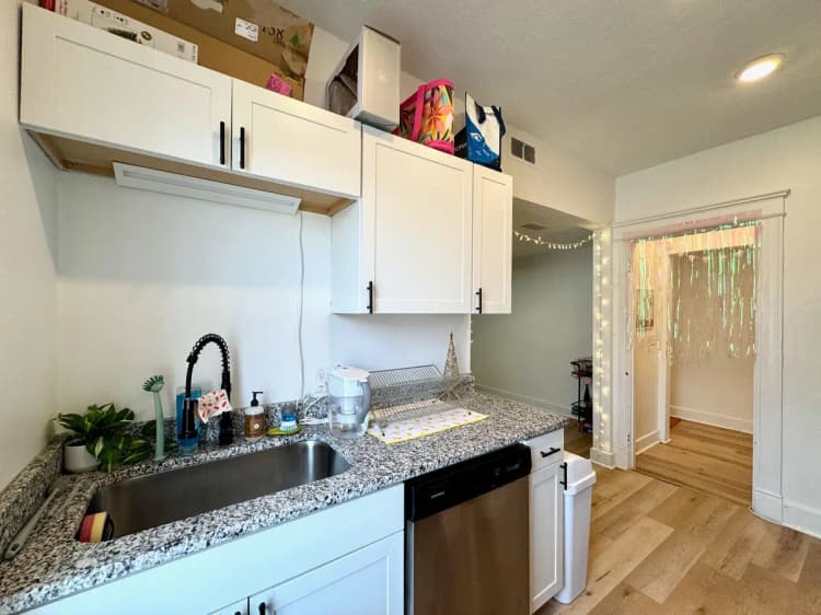 undefined apartments for rent - image - large (1).jpeg