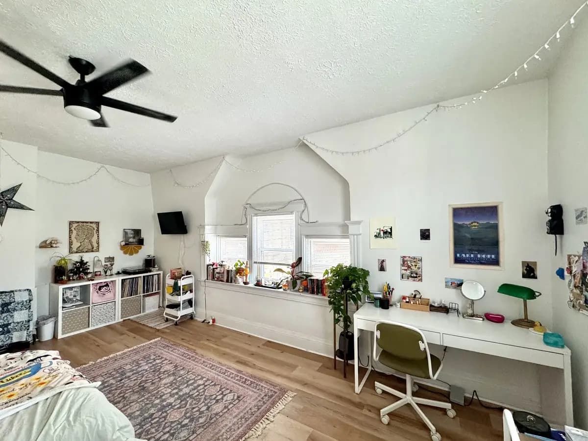 undefined apartments for rent - image - large (14).jpeg - 1