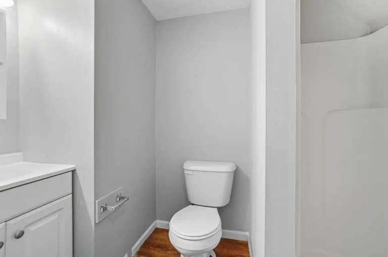 undefined apartments for rent - image - large (27).jpg