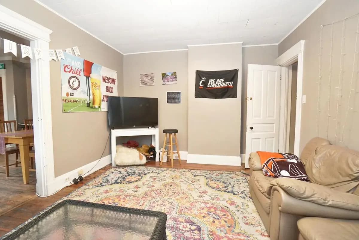 2417 Fairview Ave - Apartment - 12