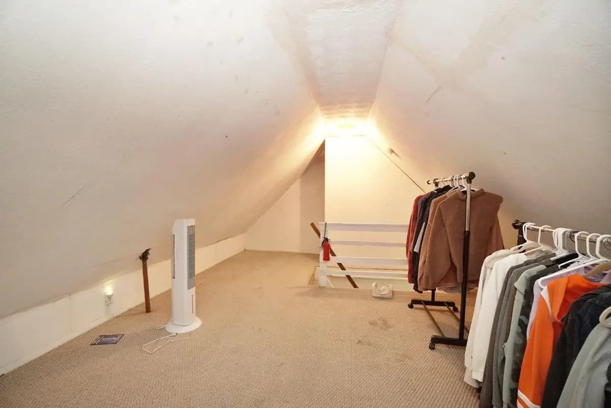 2417 Fairview Ave - Apartment - 22