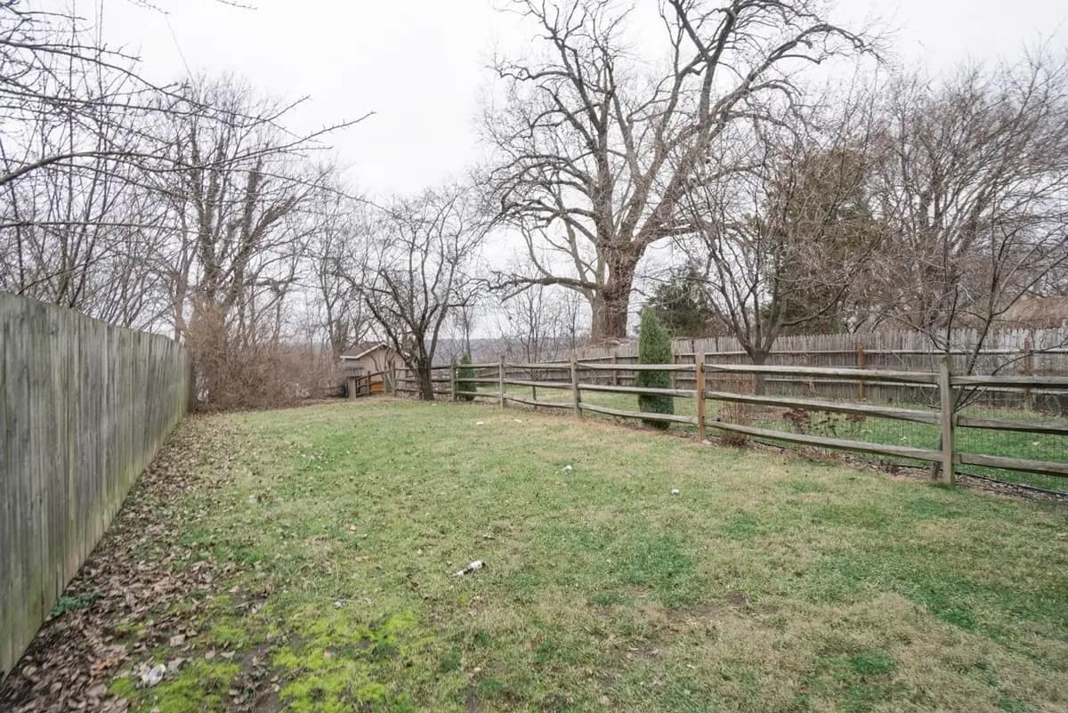 2417 Fairview Ave - Apartment - 27