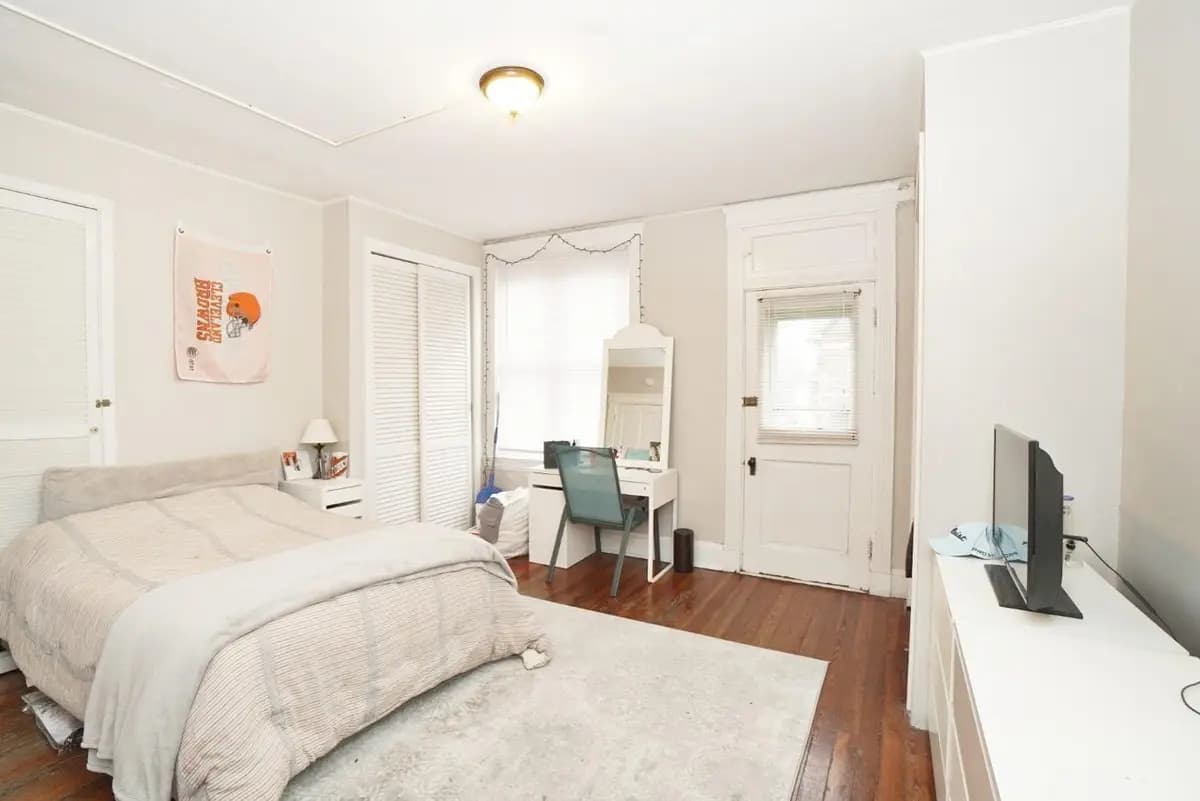 2417 Fairview Ave - Apartment - 7