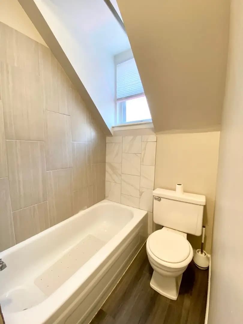 undefined apartments for rent - image - large (17).jpeg - 1