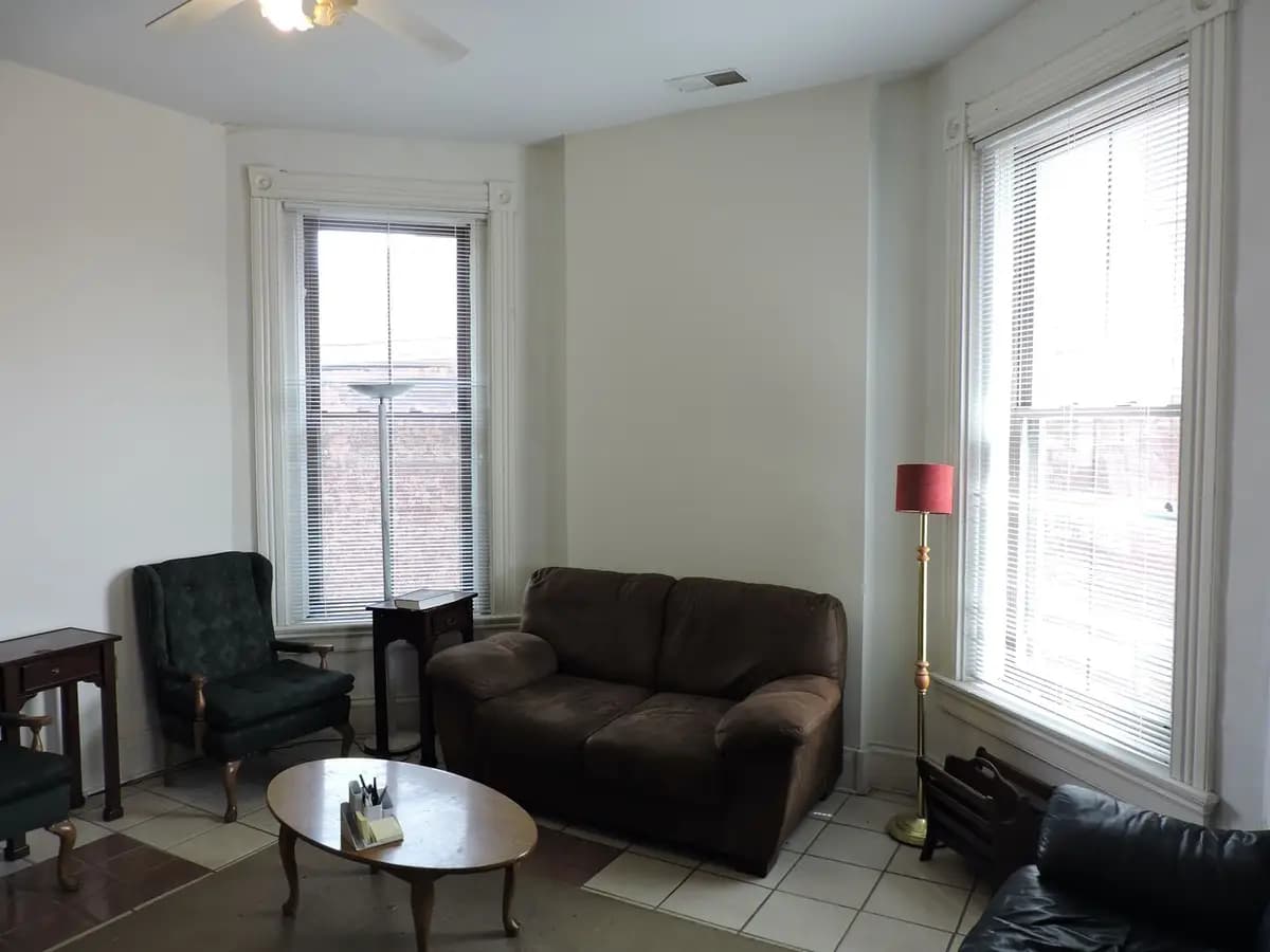 undefined apartments for rent - image - large (5).jpeg - 0