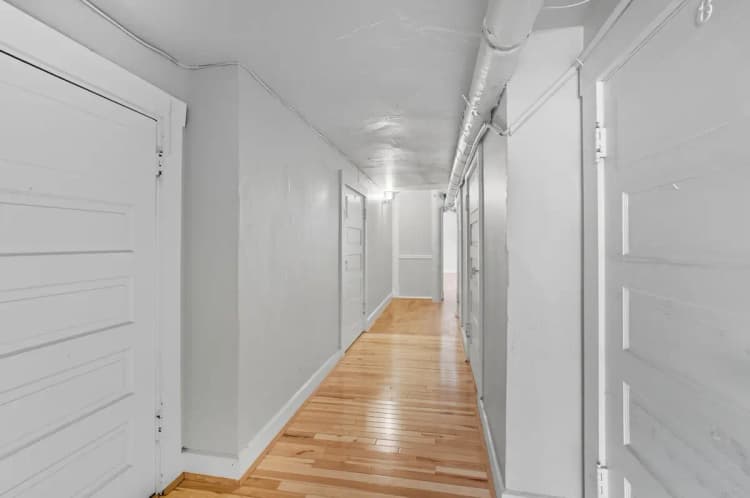 undefined apartments for rent - image - large (32).jpg