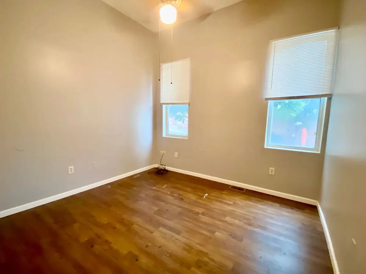 400 Warner St - Apartment - 11