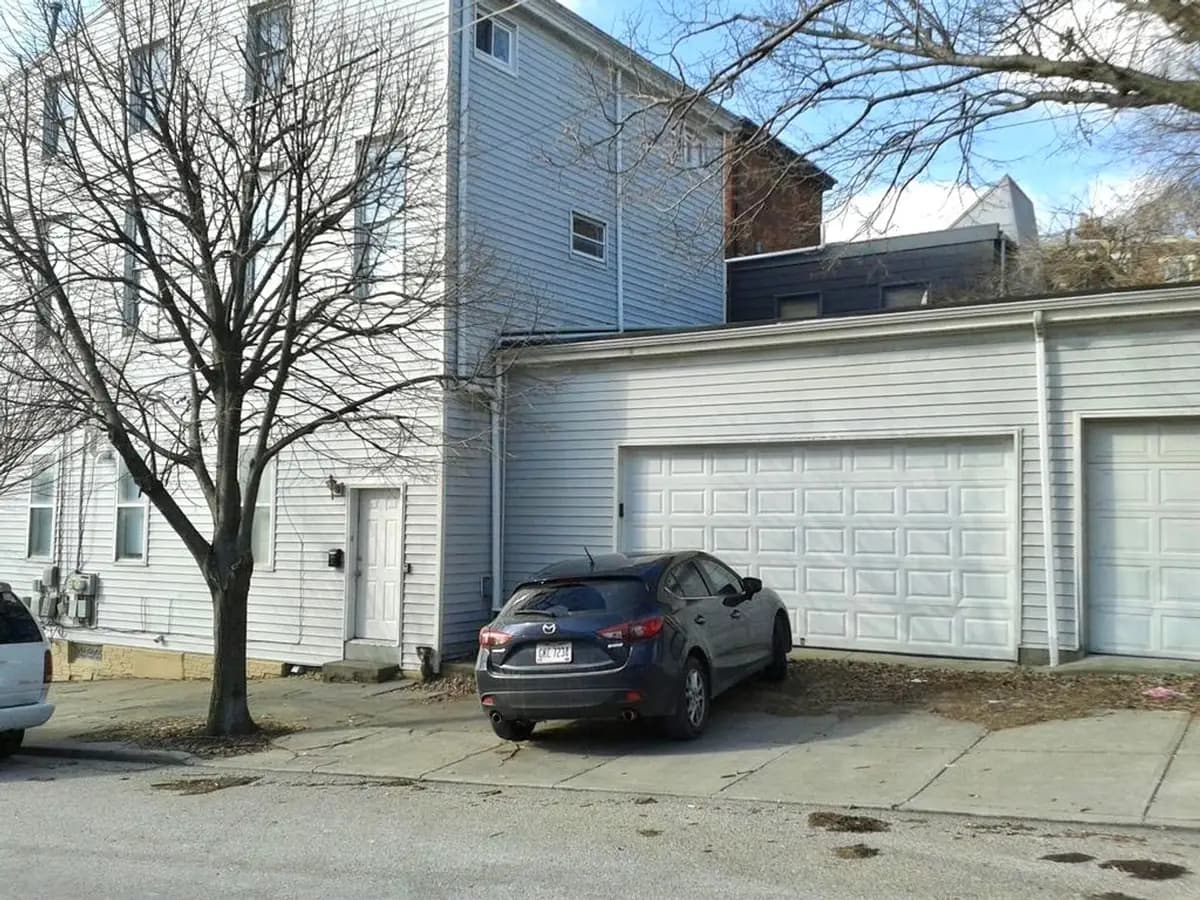 400 Warner St - Apartment - 14