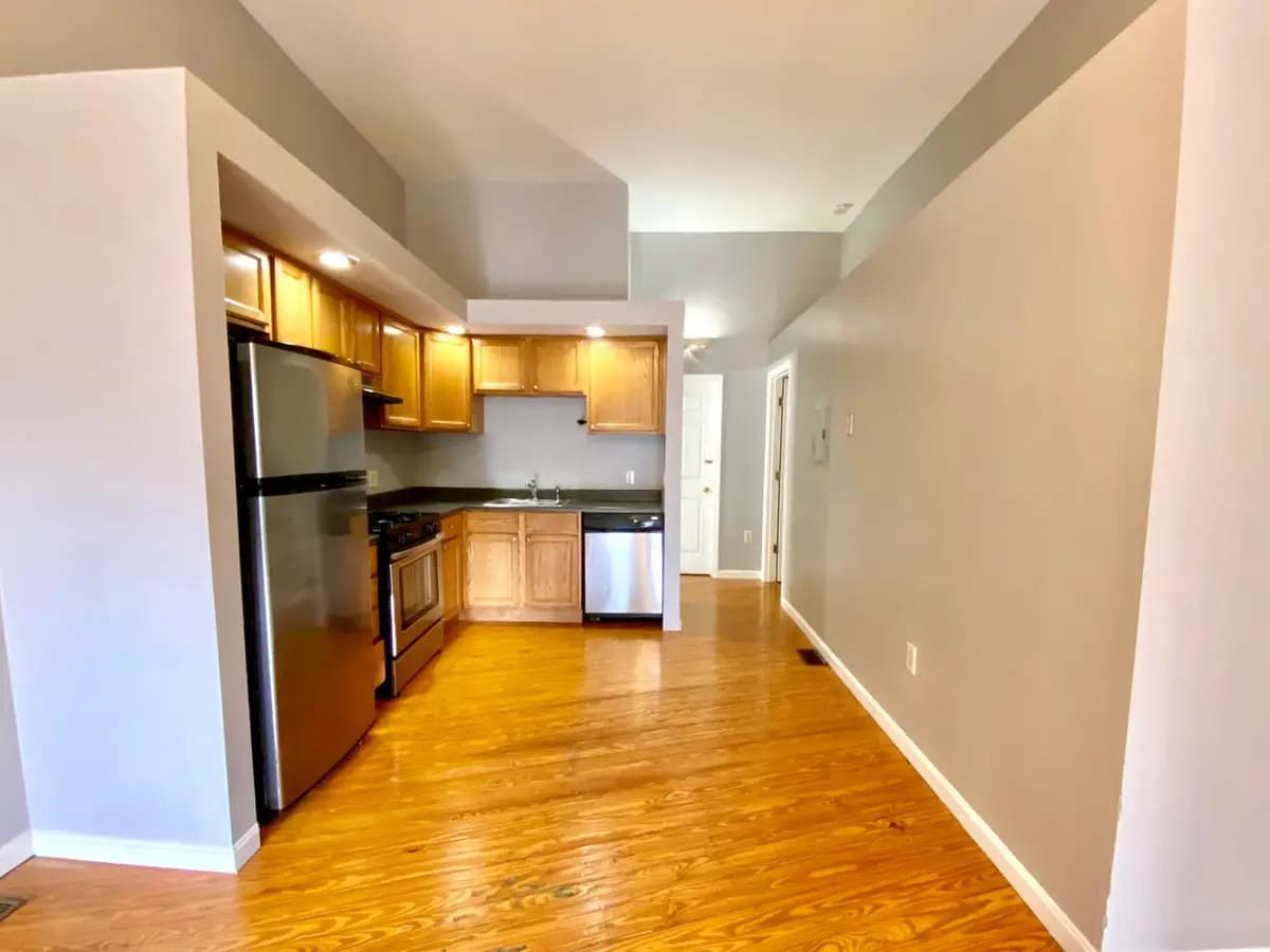 undefined apartments for rent - image - large (2).jpeg - 1