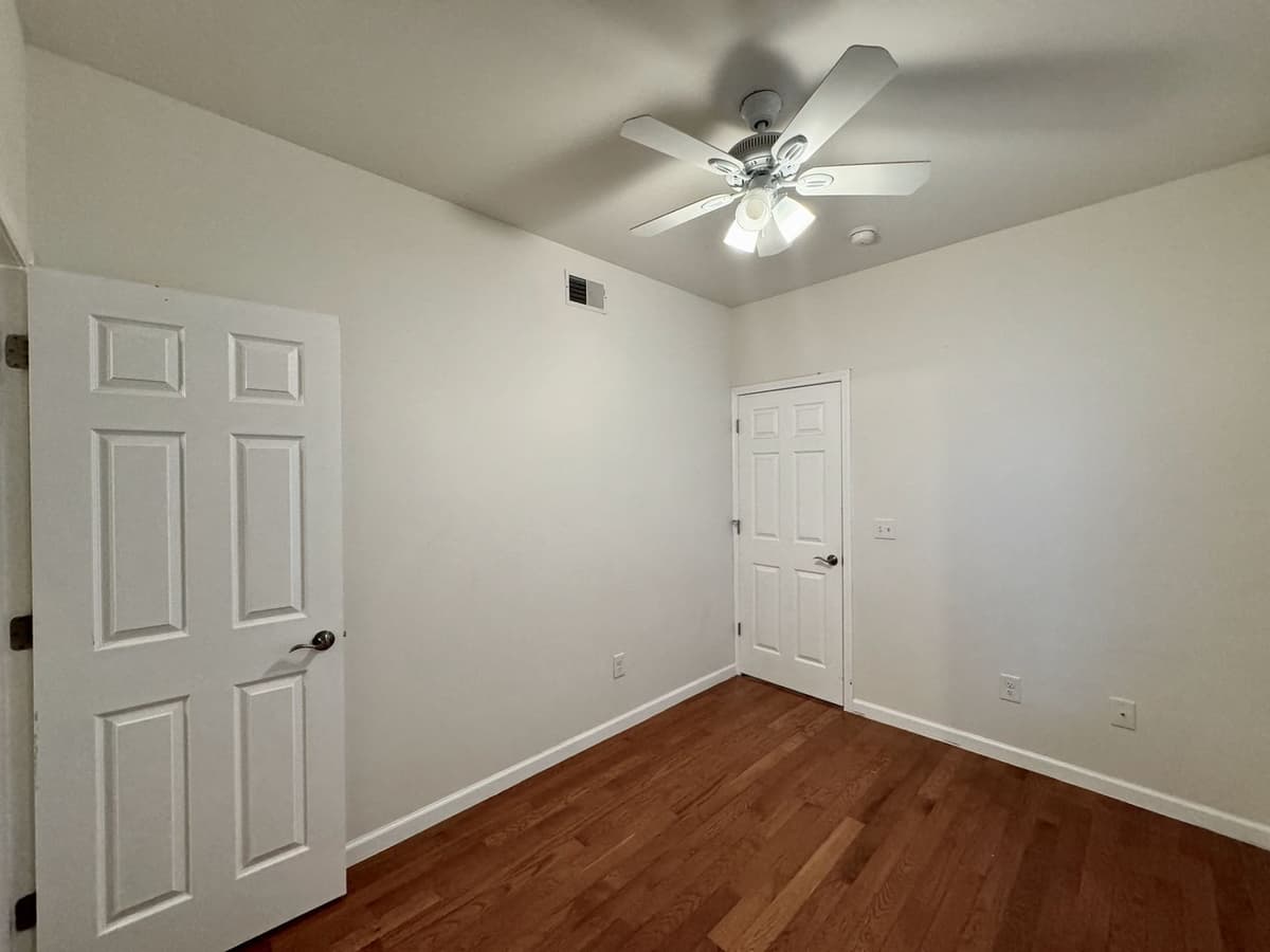 309 Sycamore Property Apartments - Apartment - 14