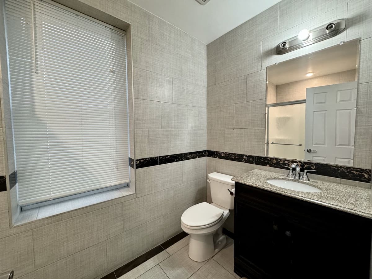 309 Sycamore Property Apartments - Apartment - 30