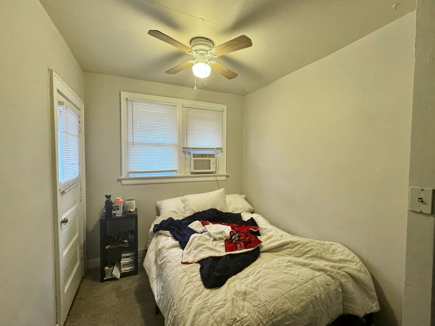 undefined apartments for rent - image - large (13).jpeg