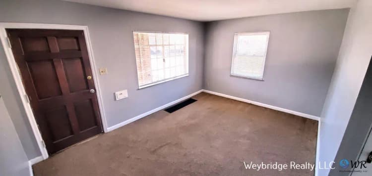 undefined apartments for rent - image - large (13).jpg