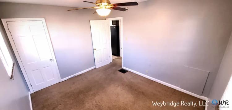 undefined apartments for rent - image - large (15).jpg