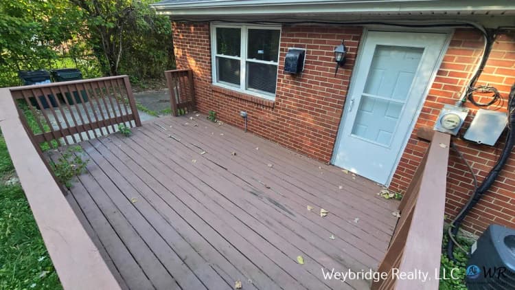 undefined apartments for rent - image - large (12).jpg