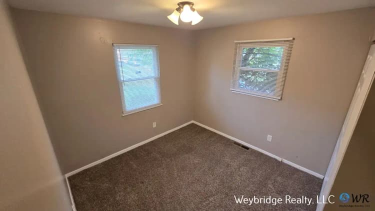 undefined apartments for rent - image - large (7).jpg