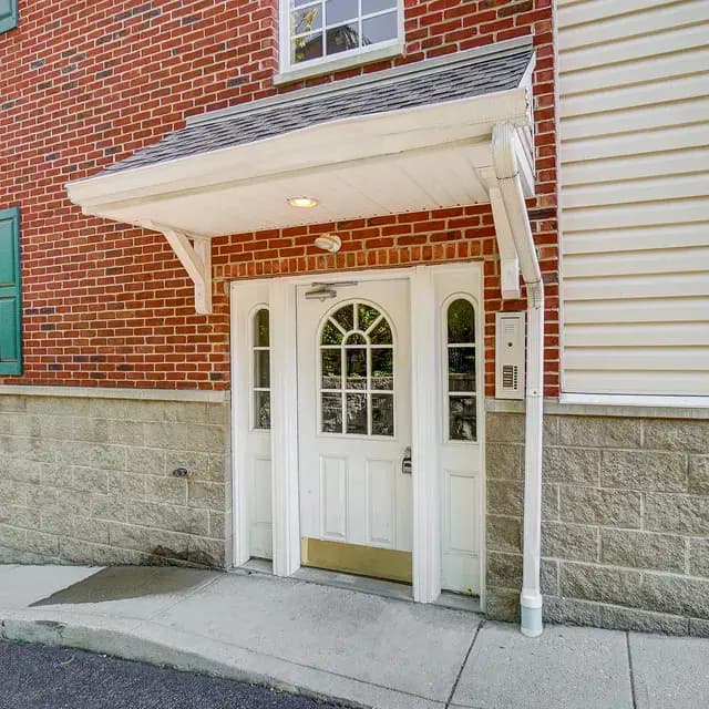 undefined apartments for rent - image - 3_003.jpeg.webp