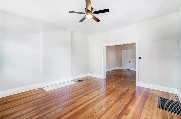 undefined apartments for rent - image - large (12).jpg