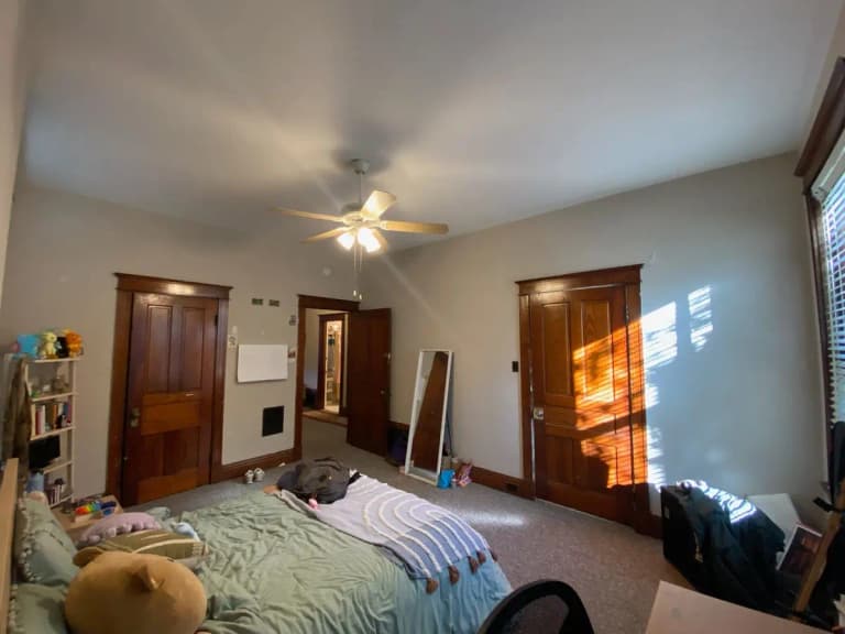 undefined apartments for rent - image - large (32).jpg