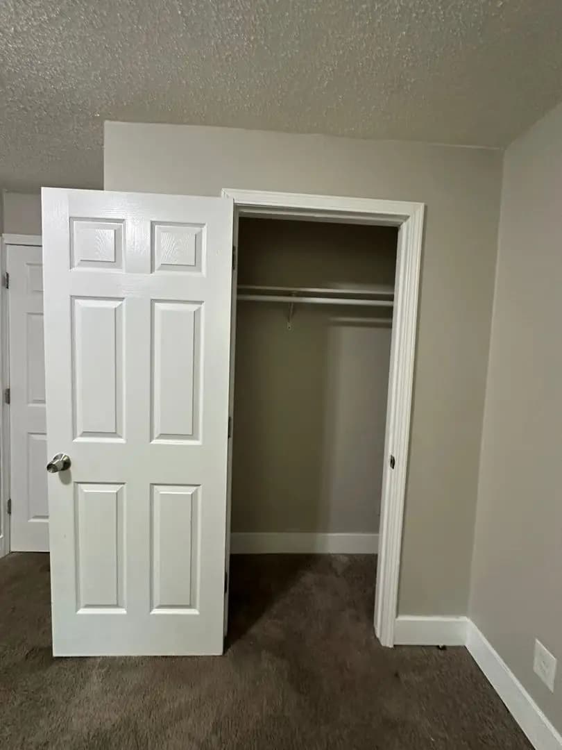 undefined apartments for rent - image - large (1).jpeg - 1