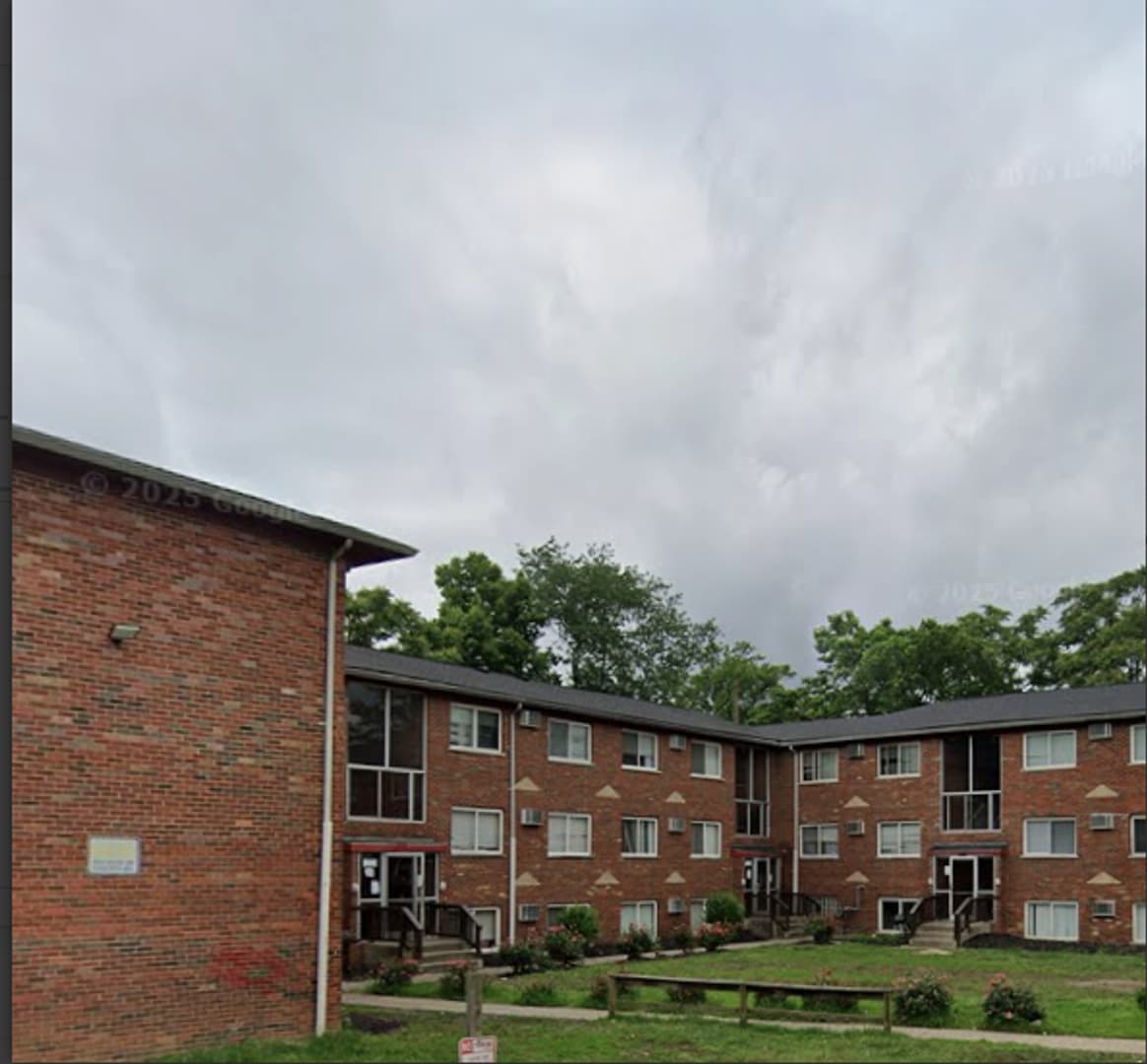 undefined apartments for rent - image - large (4).png - 1