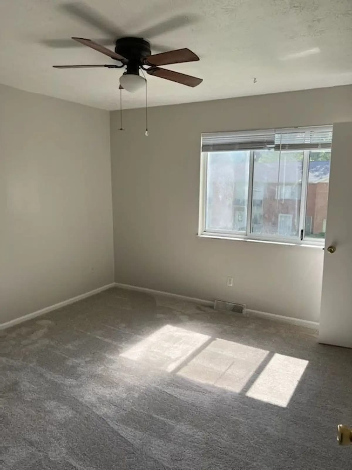undefined apartments for rent - image - original (1).jpg - 0