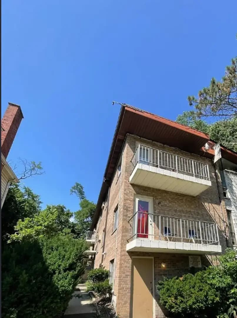 undefined apartments for rent - image - large (1).png - 1