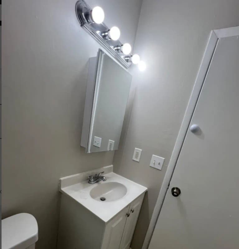 undefined apartments for rent - image - large (4).png