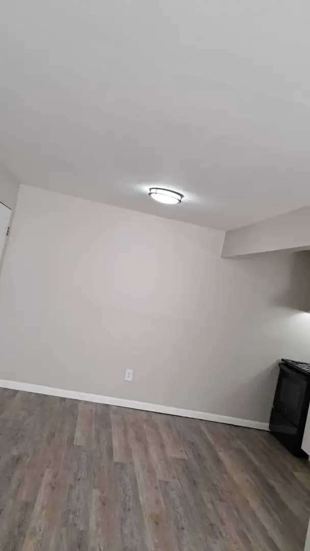 The Courtyard Apartments - Apartment - 2
