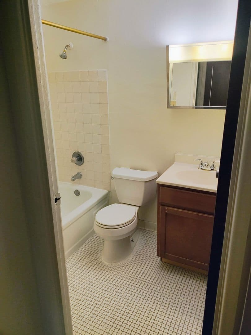 undefined apartments for rent - image - large (1).jpeg - 0