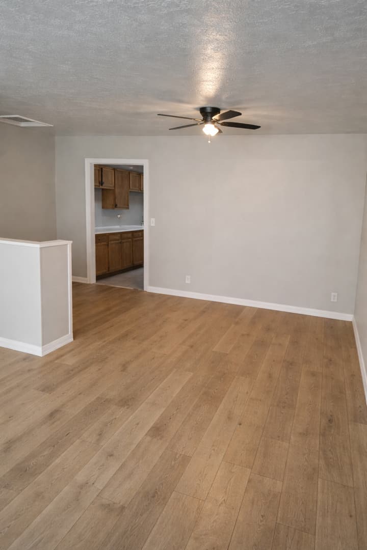 Stover Apartments - Apartment - 4