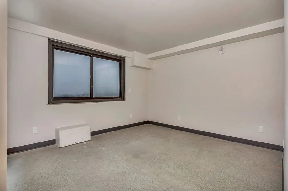 undefined apartments for rent - image - large (10).jpg - 2