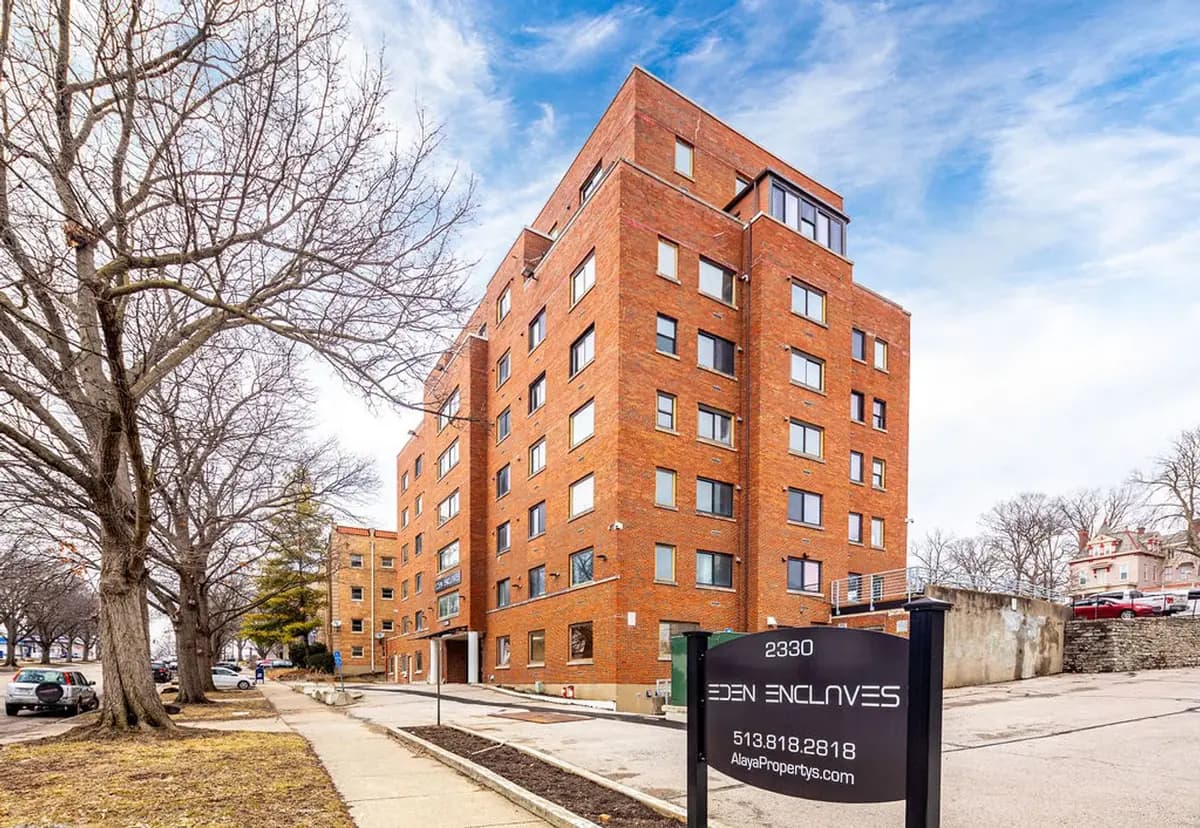 undefined apartments for rent - image - large (36).jpg - 1