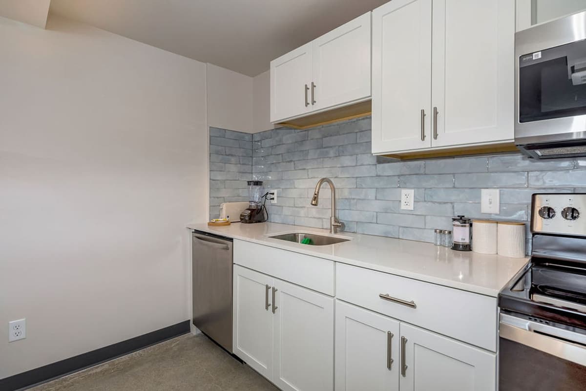 undefined apartments for rent - image - large (50).jpg