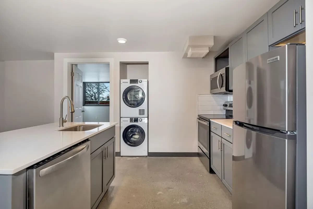 undefined apartments for rent - image - large (60).jpg