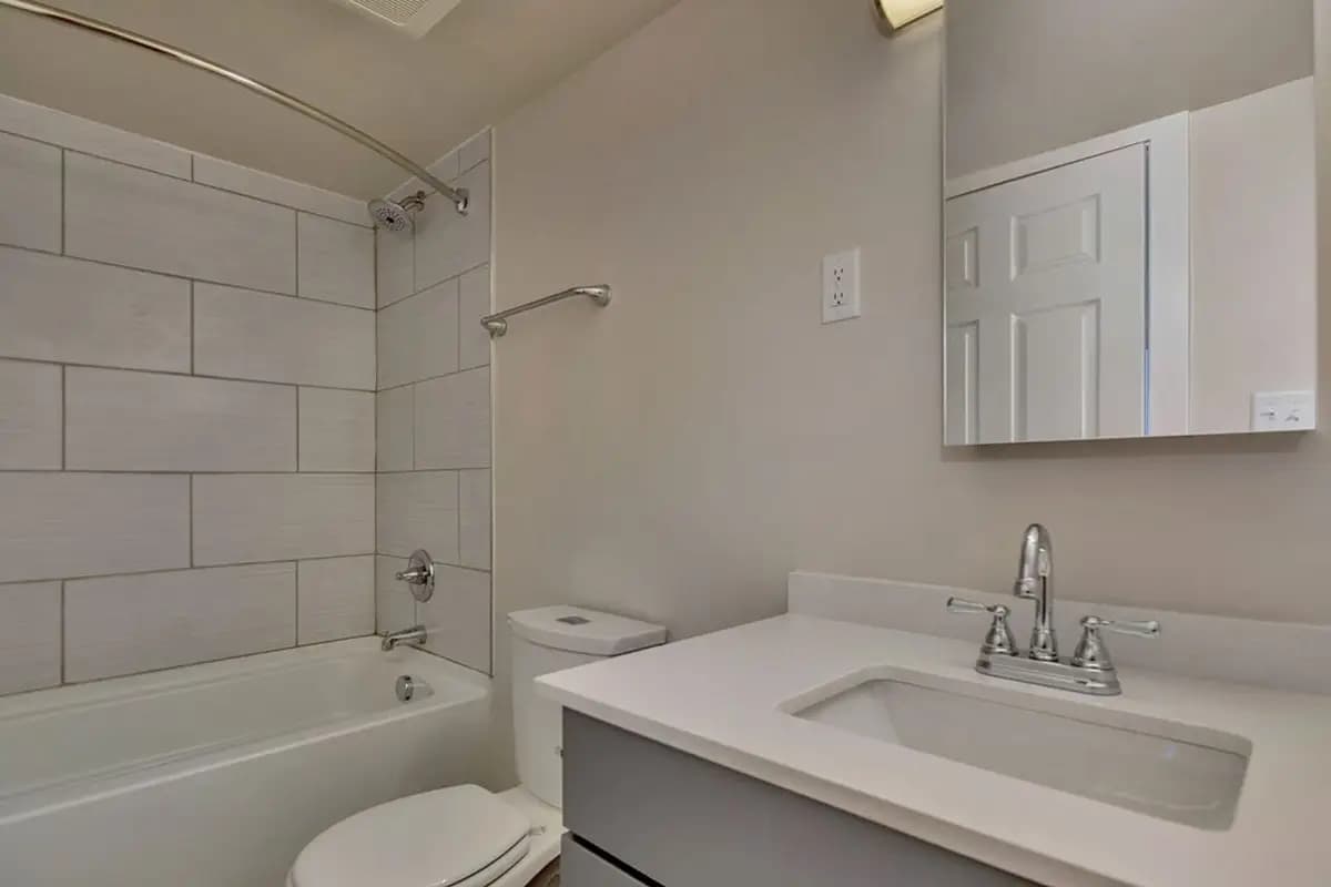 undefined apartments for rent - image - large (72).jpg