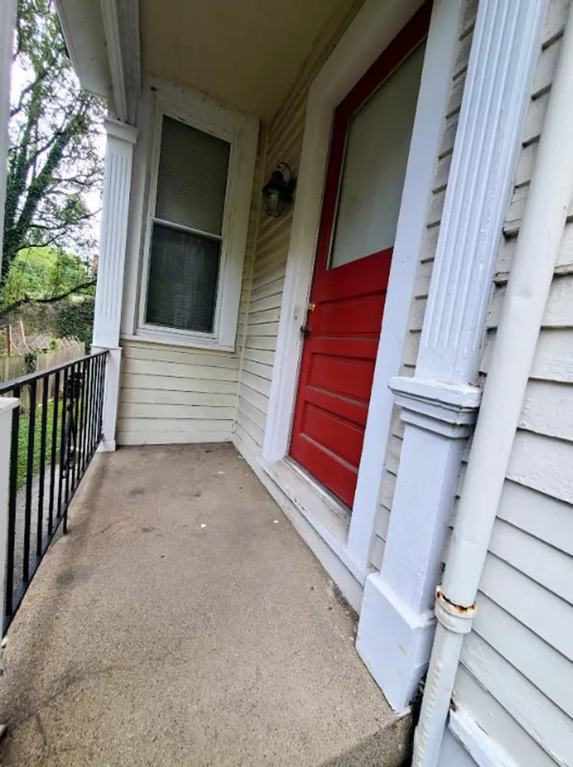 undefined apartments for rent - image - large (1).png - 1