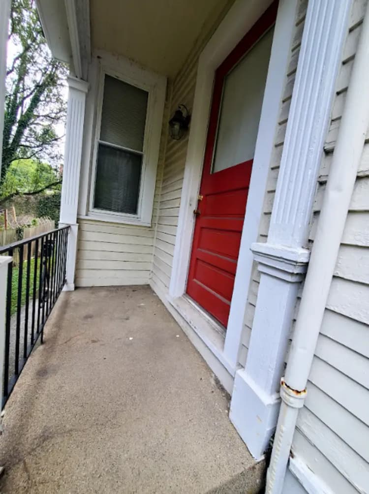 undefined apartments for rent - image - large (1).png