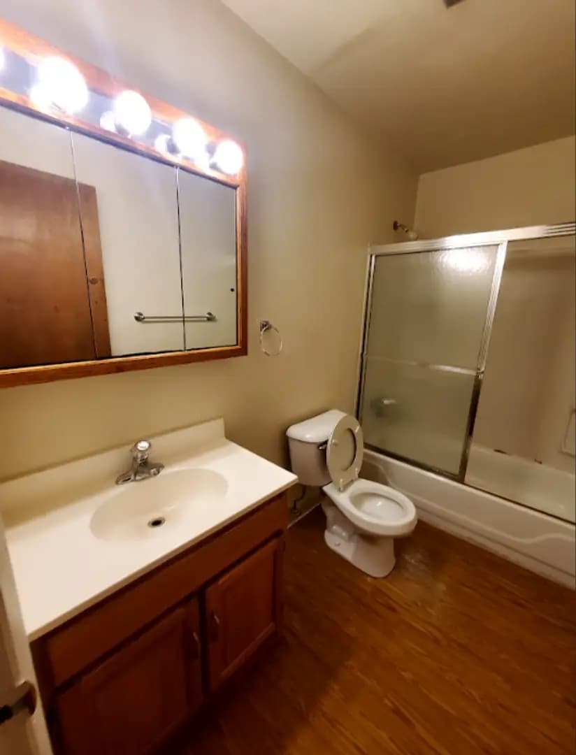 undefined apartments for rent - image - large (7).png - 3