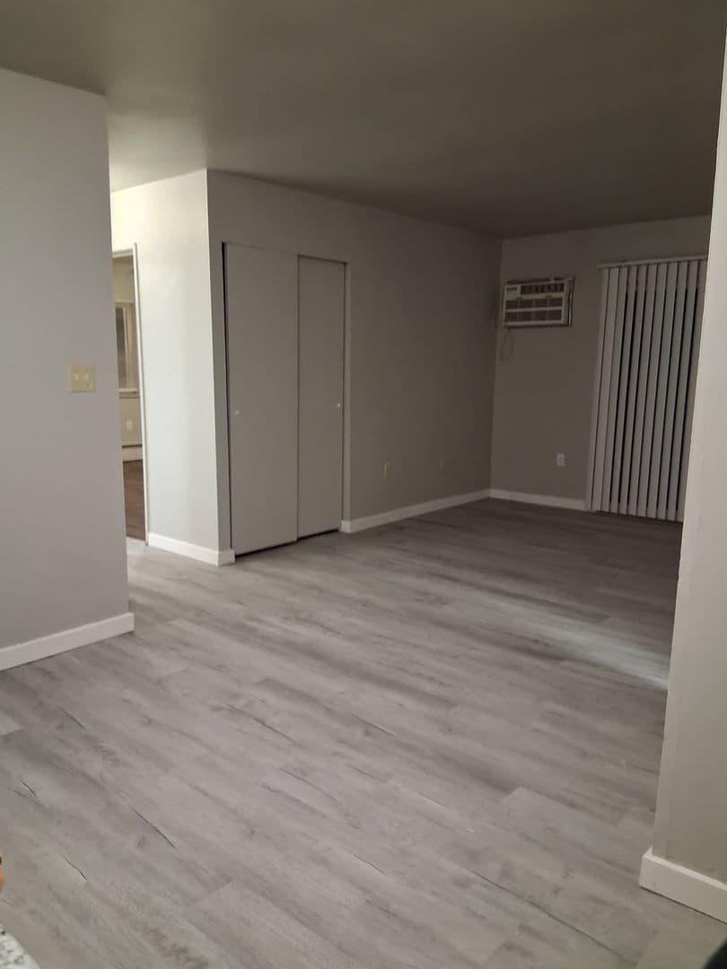 Glen Parker - Apartment - 3