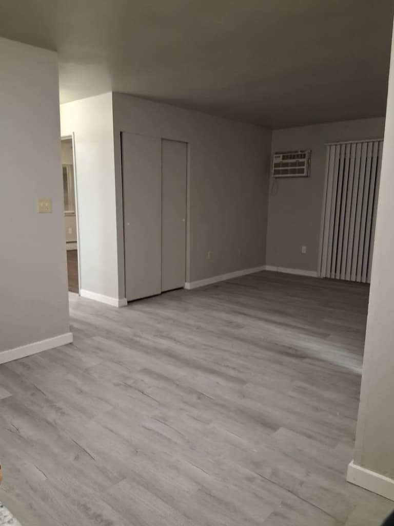 undefined apartments for rent - image - large (8).jpg