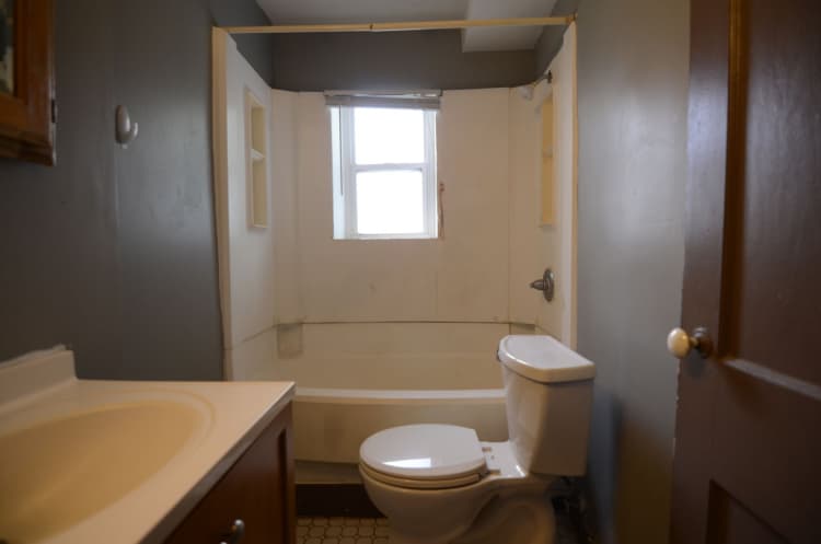 undefined apartments for rent - image - large (6).jpg